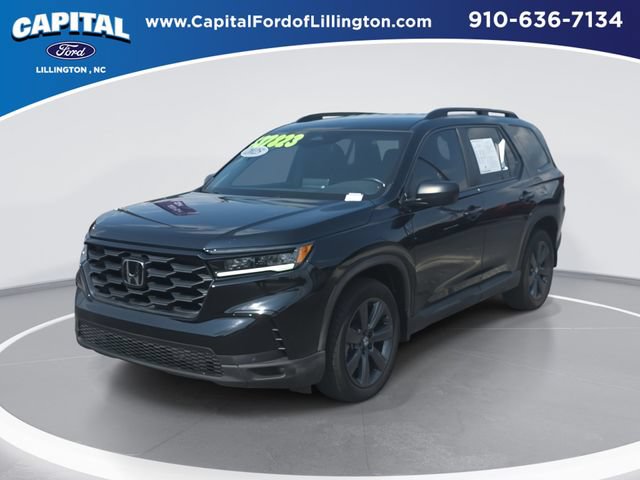 Used 2025 Honda Pilot Sport image 1