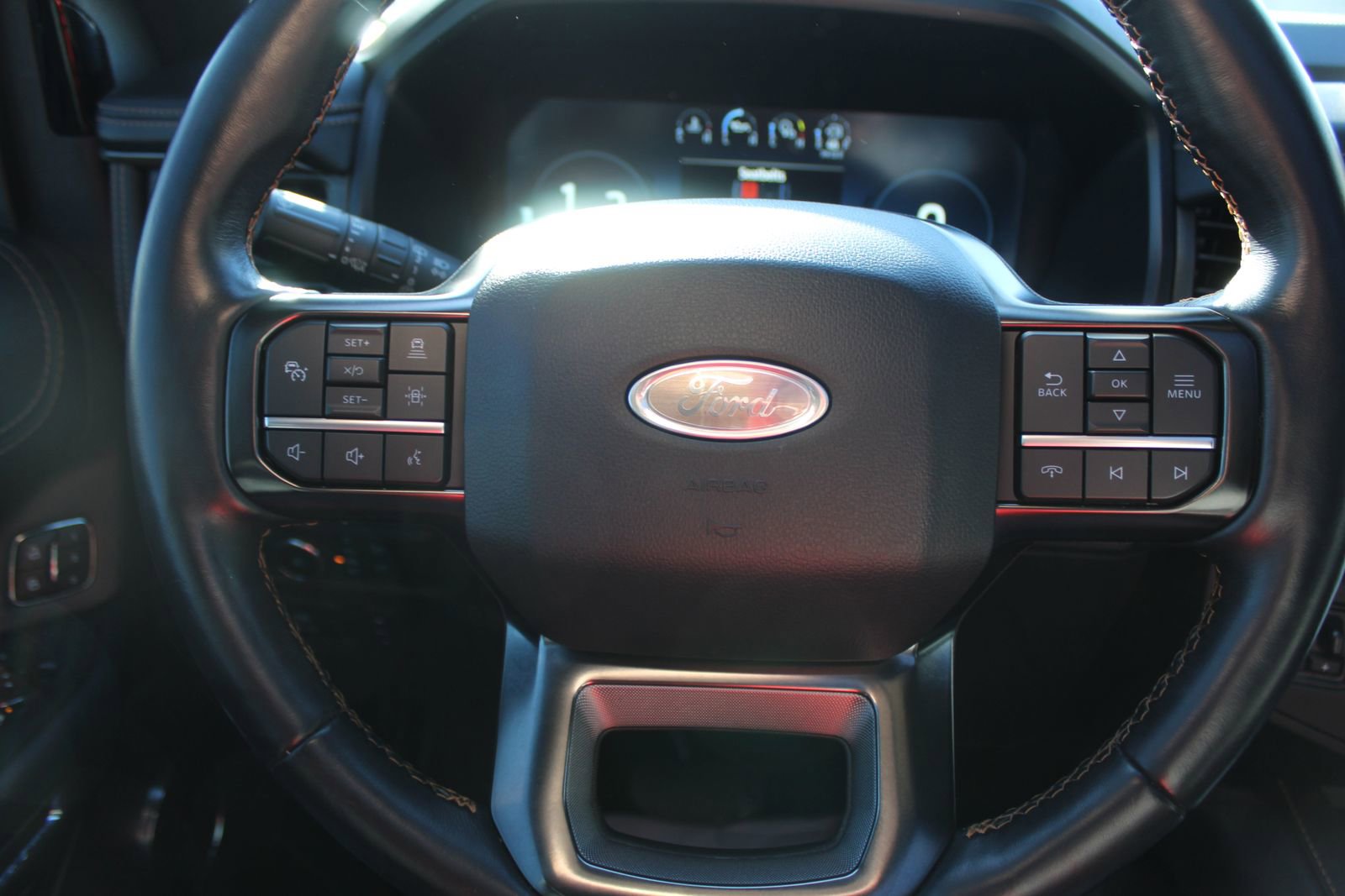 Used 2023 Ford Expedition Platinum image 29