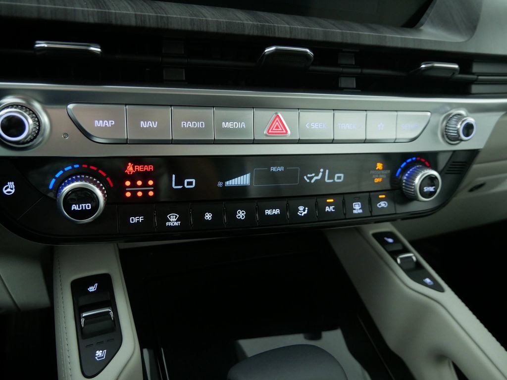 Used 2025 Kia Telluride EX X-Line AWD/4WD image 30