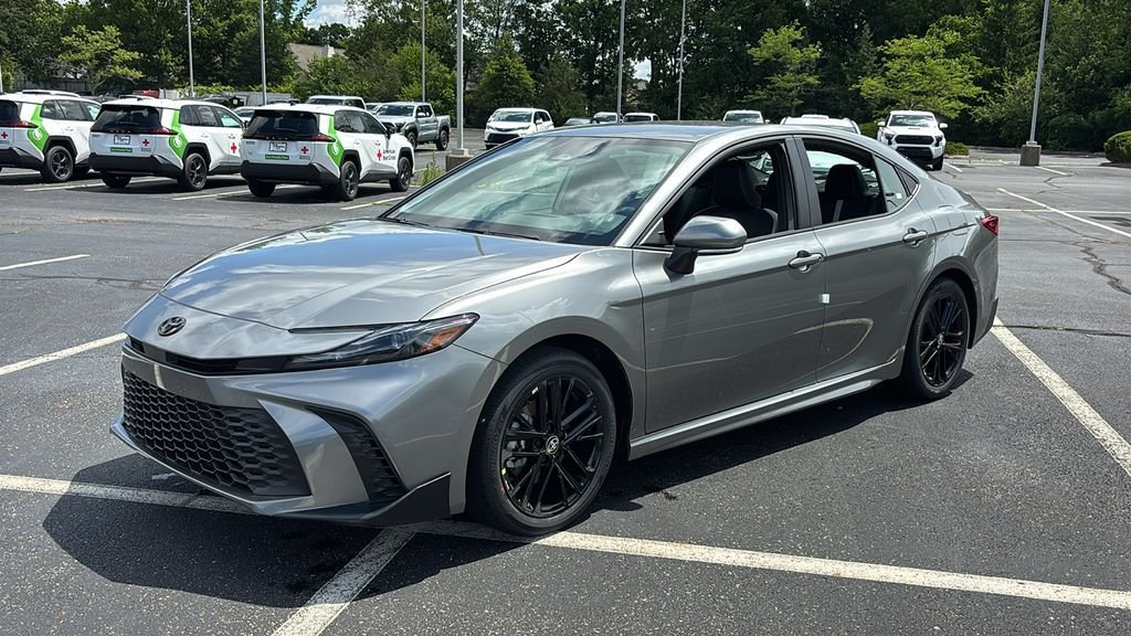New 2026 Toyota Camry SE FWD image 2