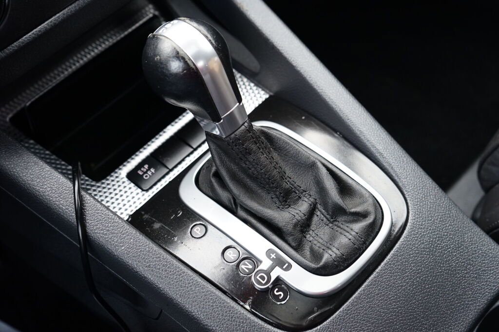 Used 2008 Volkswagen R32 image 19