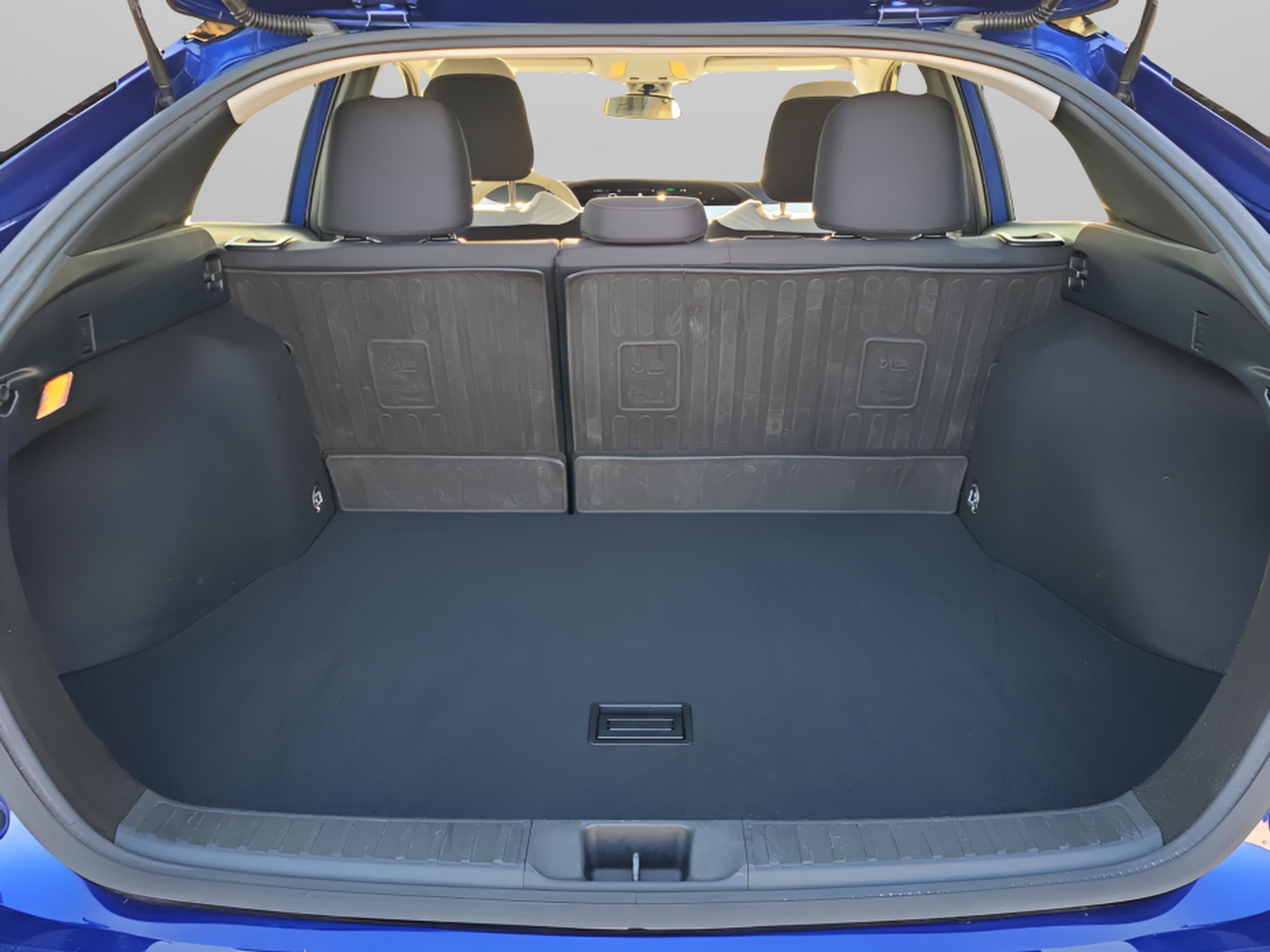 Used 2016 Toyota Prius Two image 29