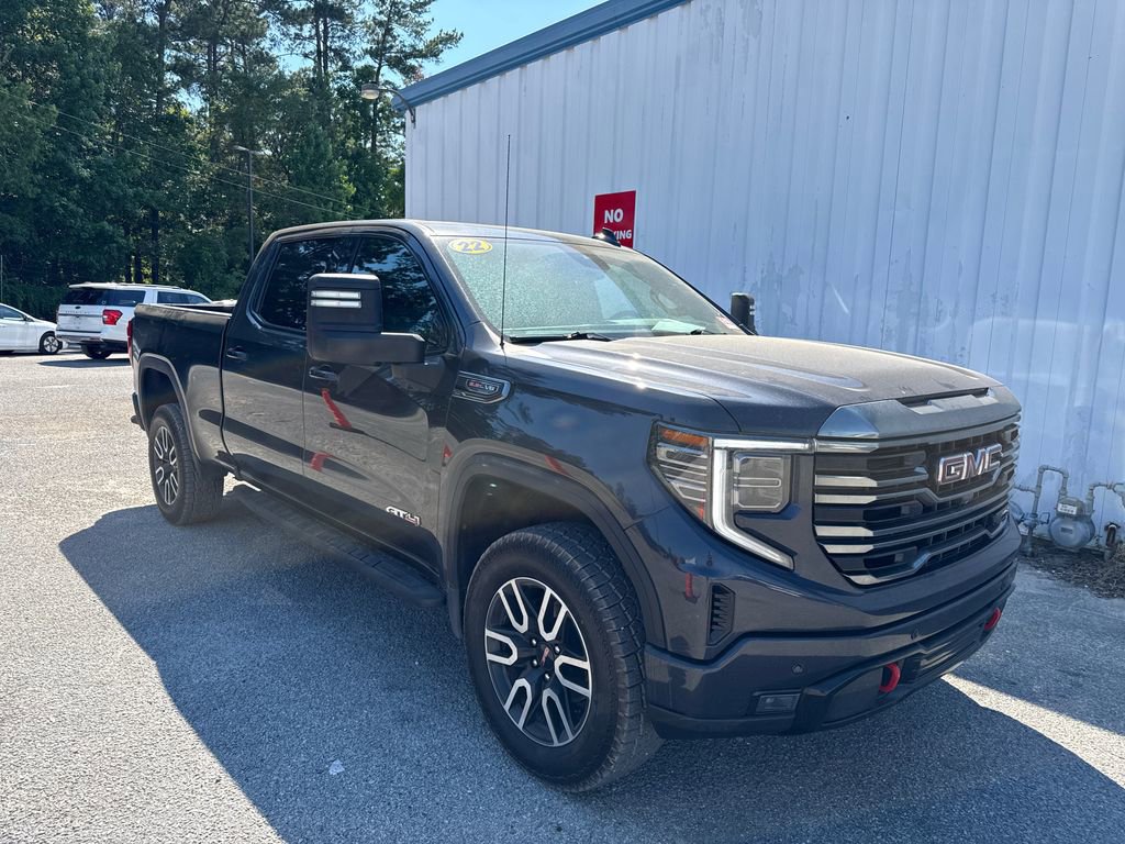 Used 2022 GMC Sierra 1500 AT4 w/ Sierra Safety Plus Package AWD/4WD video 1