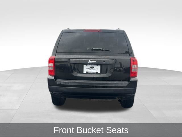 Used 2016 Jeep Patriot Sport image 4