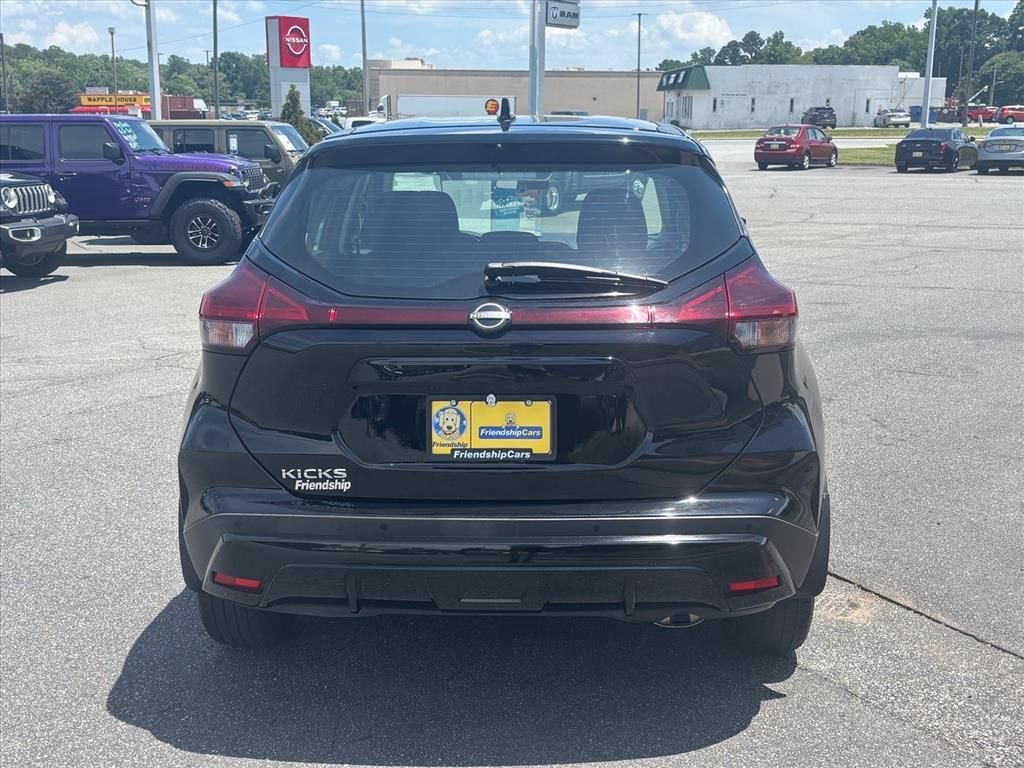 Used 2022 Nissan Kicks S FWD image 25