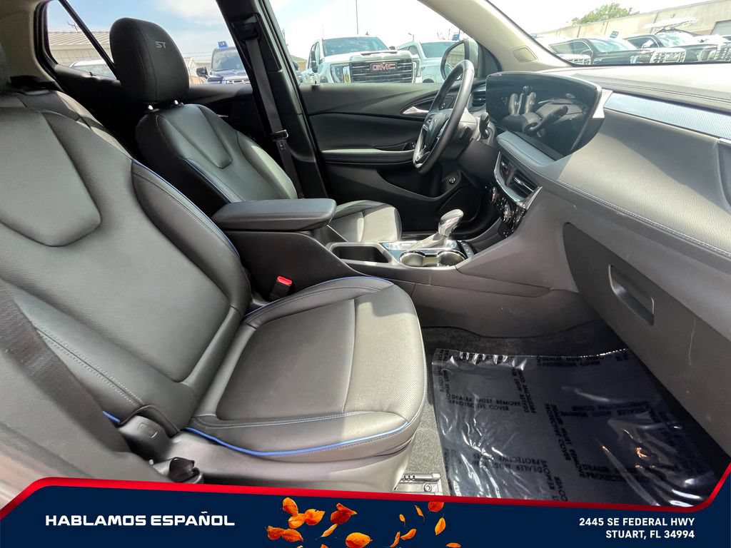 Certified 2025 Buick Encore GX Sport Touring w/ Advanced Technology Package FWD image 20