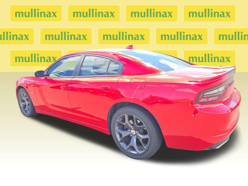 Used 2018 Dodge Charger R/T w/ Plus Group RWD image 11