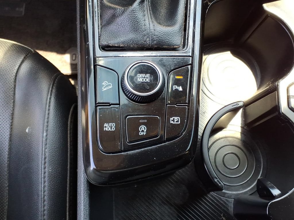 Used 2023 Kia Sportage EX FWD image 17