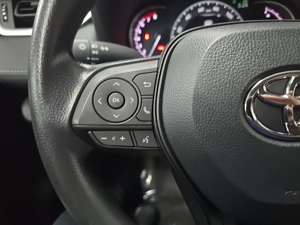 Used 2024 Toyota RAV4 XLE image 19