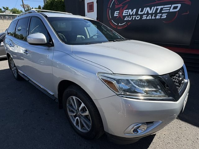 Used 2013 Nissan Pathfinder SL w/ SL Premium Pkg AWD/4WD image 5