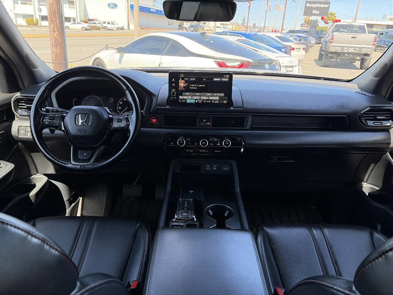 Used 2025 Honda Pilot TrailSport image 31