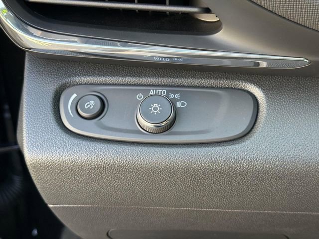 Used 2026 Buick Envista Preferred w/ Convenience I Package FWD image 11