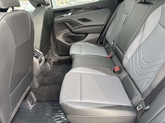 New 2026 Volkswagen Tiguan SE R-Line AWD/4WD image 11