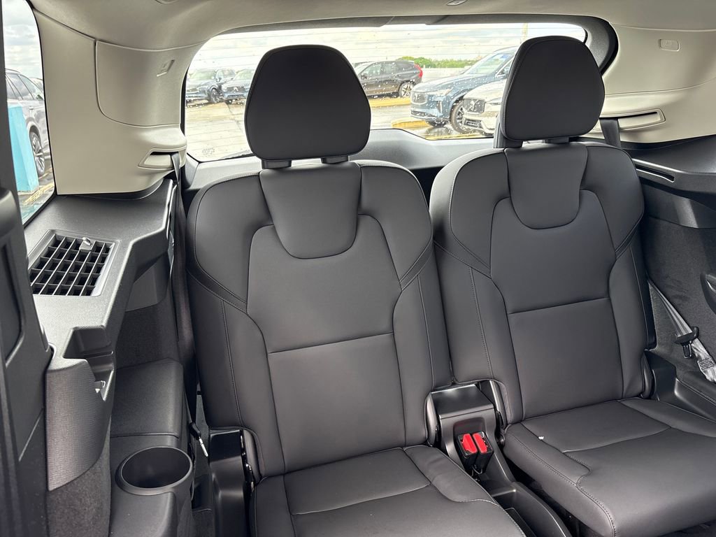 New 2026 Volvo XC90 B6 Plus image 19
