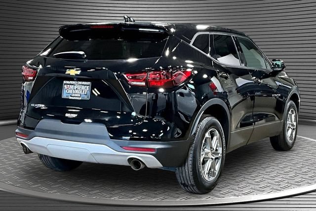 Used 2023 Chevrolet Blazer LT FWD image 6