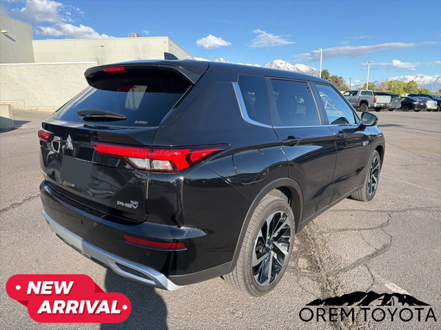 Used 2025 Mitsubishi Outlander SE AWD/4WD image 4