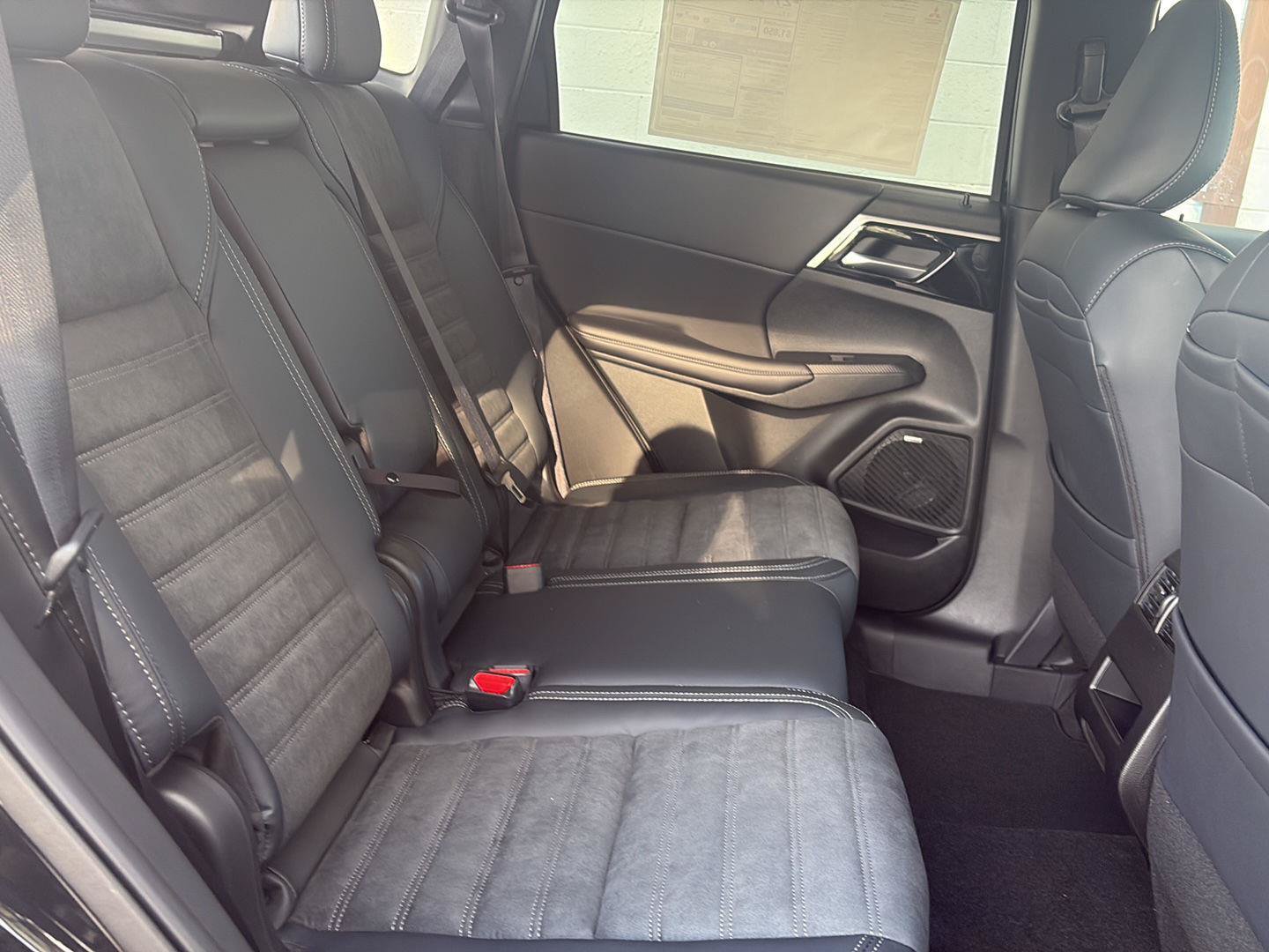 New 2026 Mitsubishi Outlander SE AWD/4WD image 18