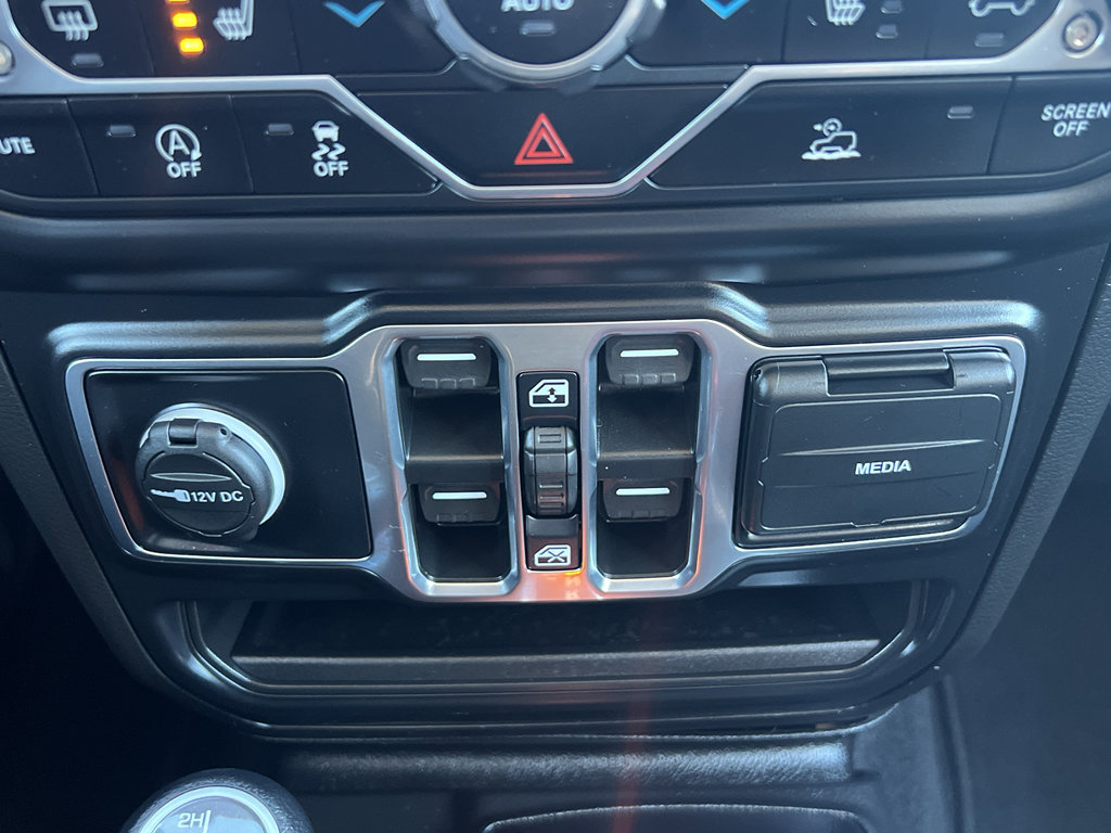 Used 2021 Jeep Wrangler Unlimited Sahara w/ Uconnect 4C Nav & Sound Group image 24