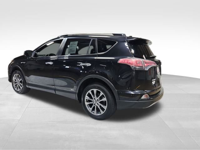 Used 2018 Toyota RAV4 Limited w/ Advanced Technology Package image 3