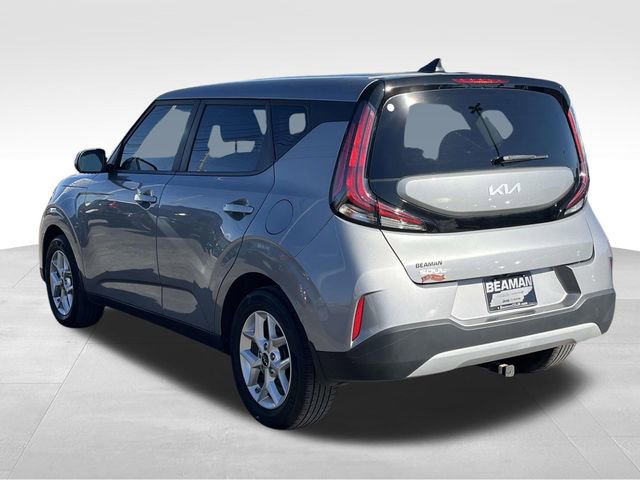 Used 2023 Kia Soul LX w/ LX Technology Package image 5