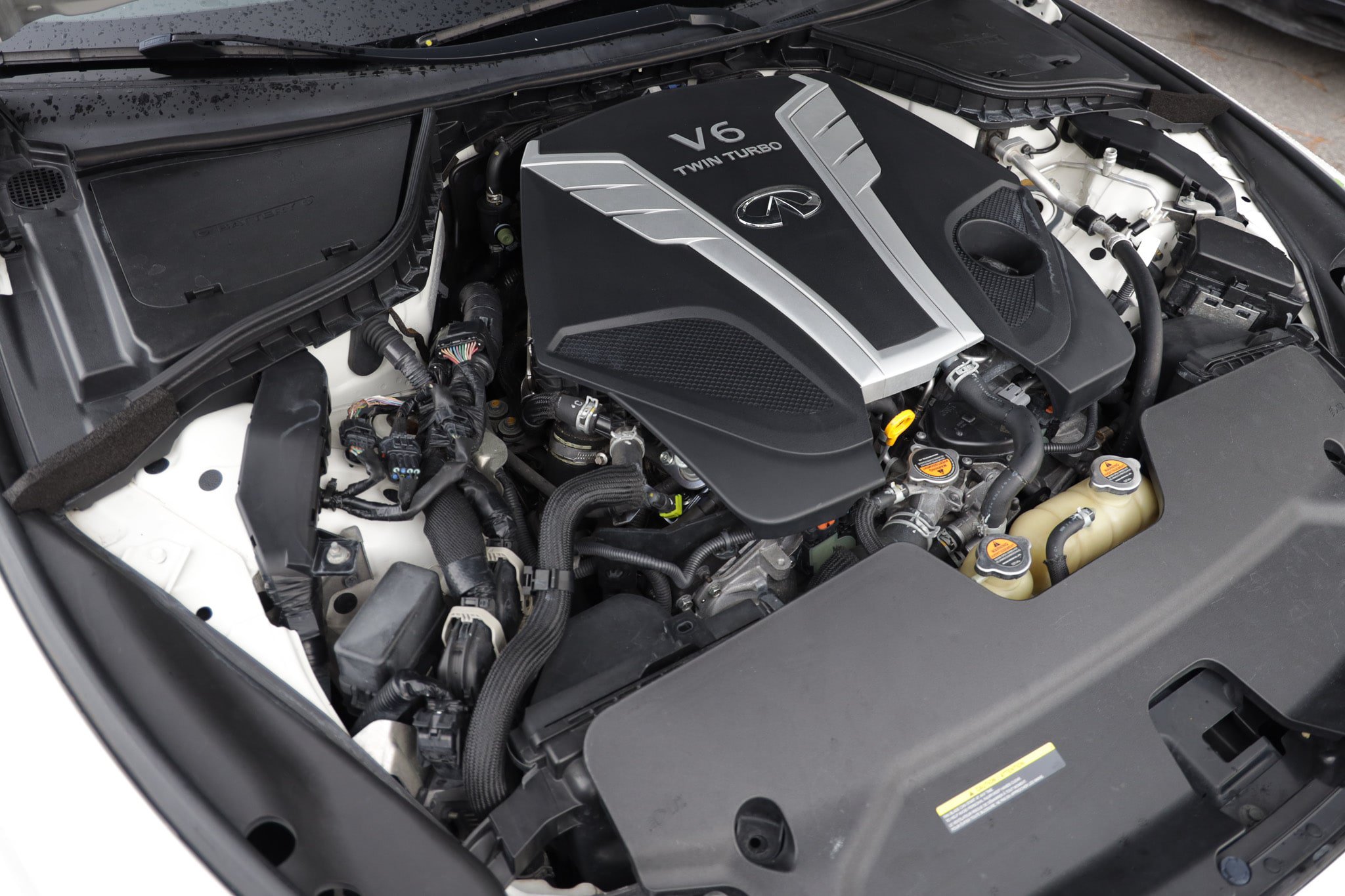 Used 2017 INFINITI Q60 Red Sport 400 RWD image 52