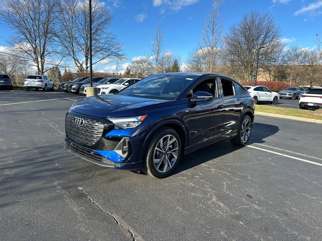New 2025 Audi Q4 e-tron Premium Plus image 3