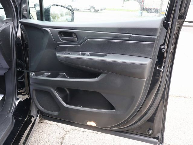 Used 2023 Honda Odyssey Sport image 10