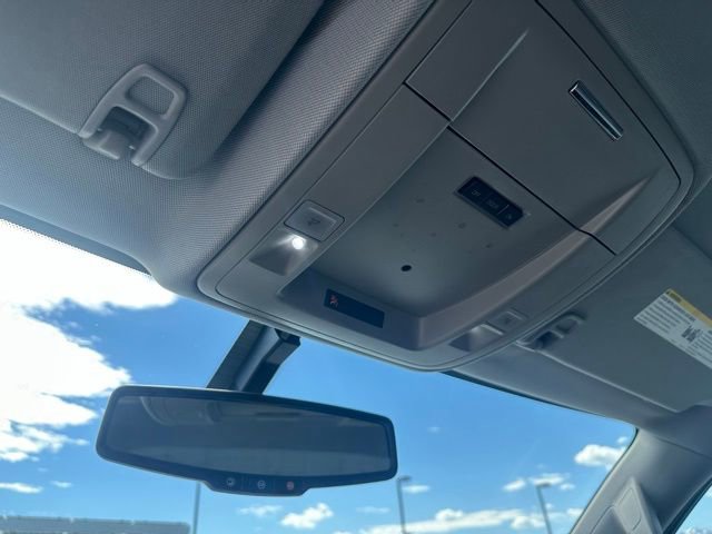 Used 2014 Chevrolet Silverado 1500 LT image 12