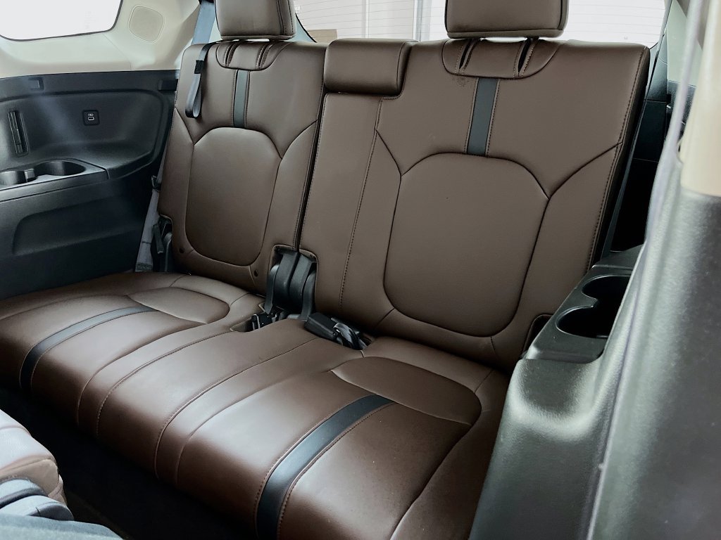 Used 2023 Honda Pilot Elite image 32