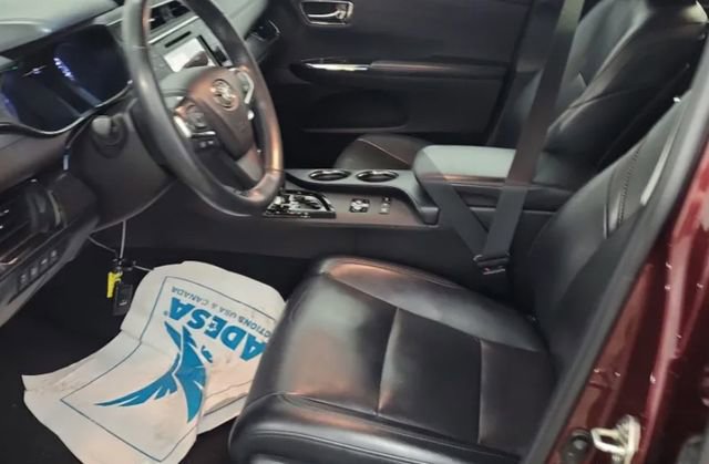 Used 2016 Toyota Avalon Limited w/ Toyota Safety Sense Package FWD image 8
