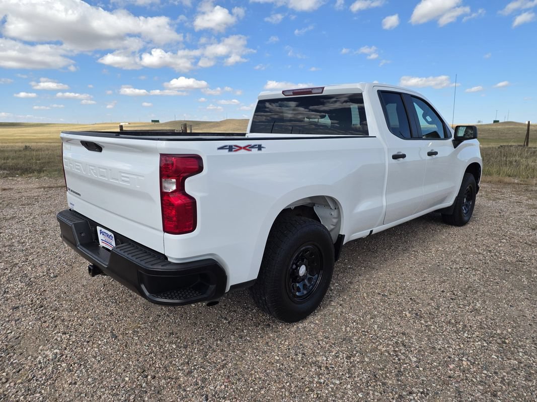 Used 2021 Chevrolet Silverado 1500 W/T w/ WT Convenience Package AWD/4WD image 5