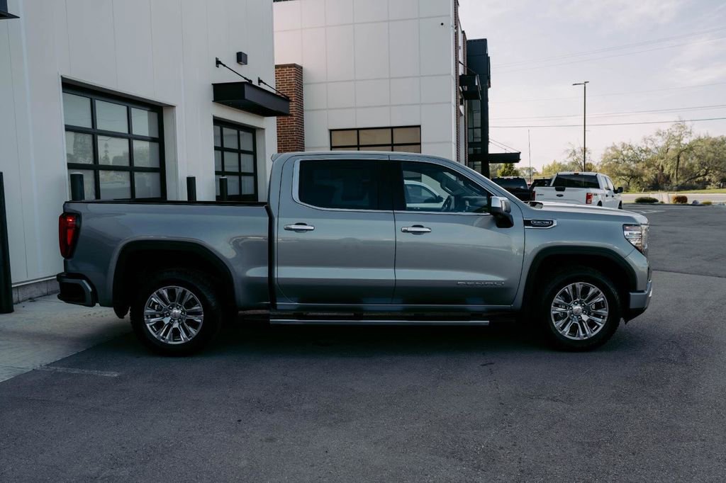 Used 2023 GMC Sierra 1500 Denali image 4