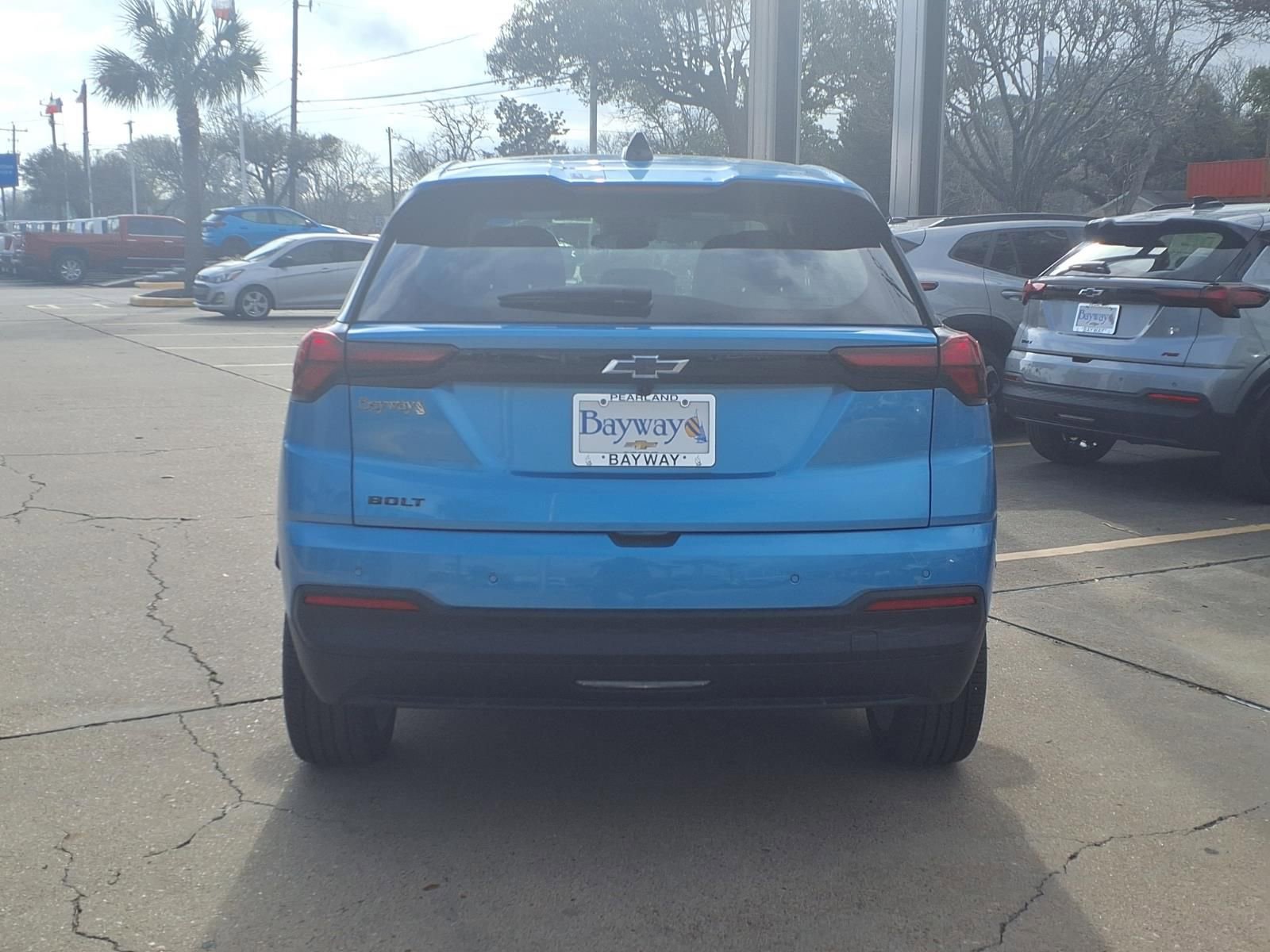 New 2027 Chevrolet Bolt LT w/ Comfort Package FWD image 15