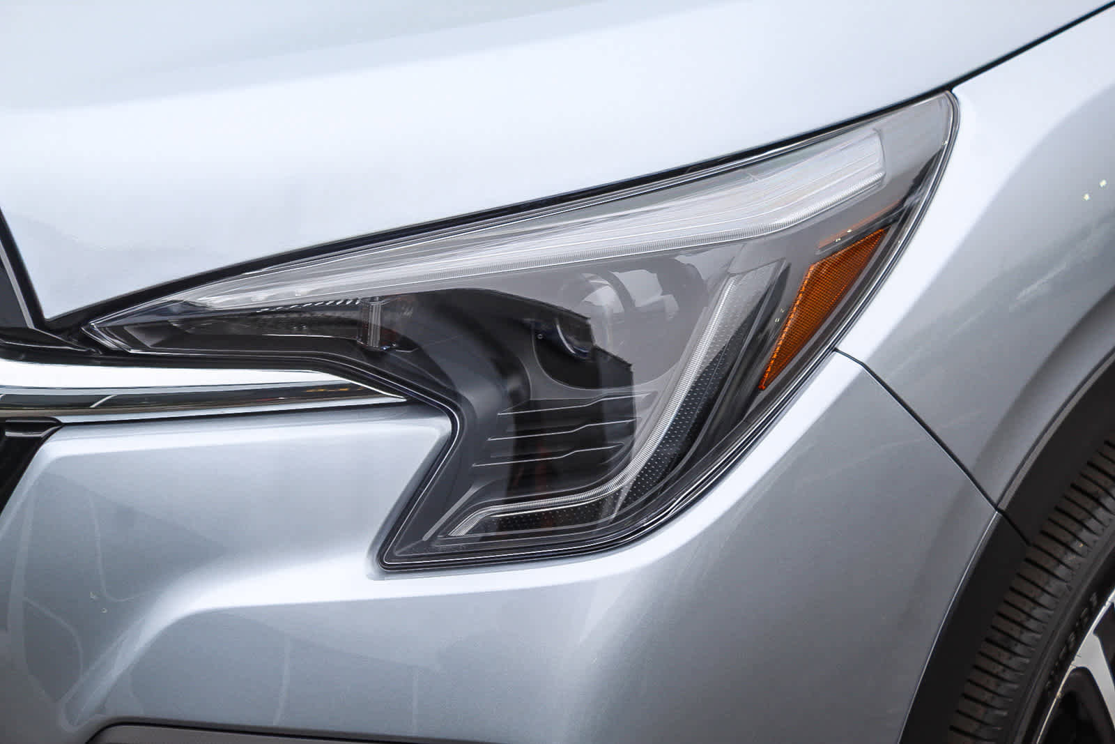 New 2025 Subaru Ascent Limited image 8