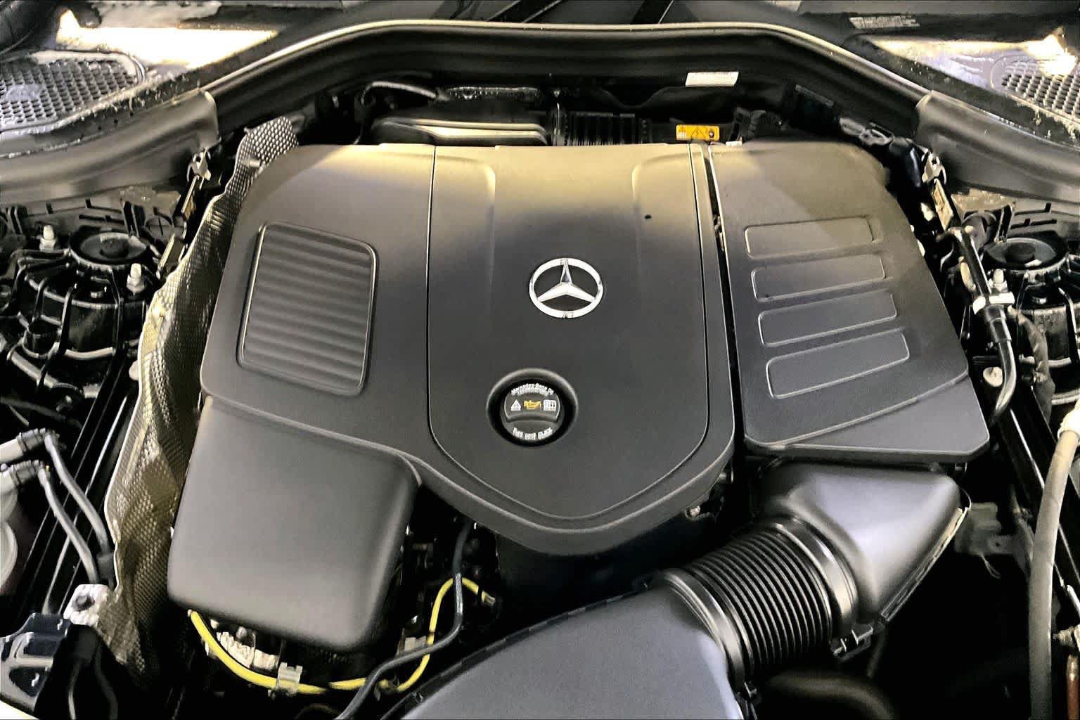 New 2027 Mercedes-Benz GLC 300 4MATIC image 14