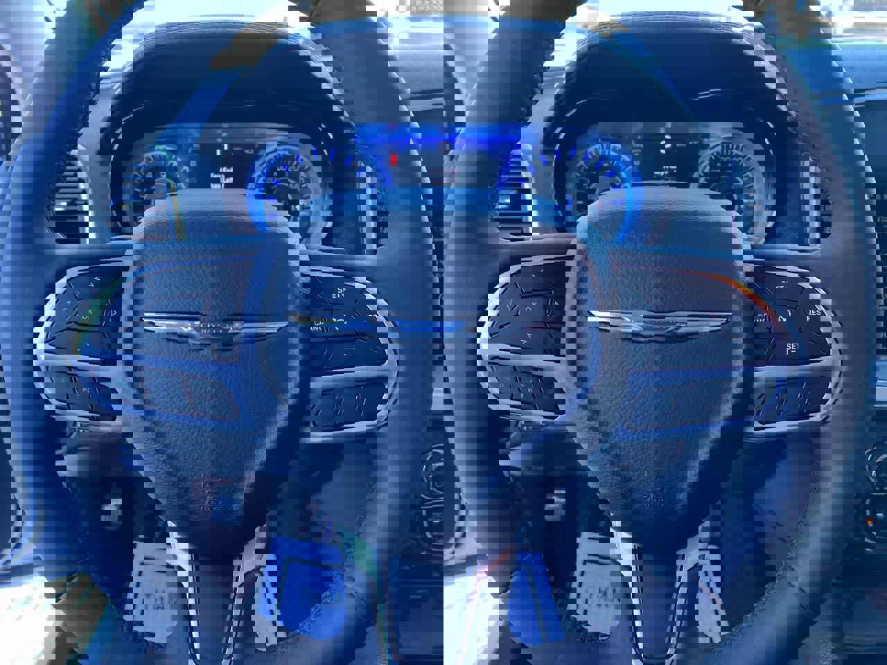 Used 2022 Chrysler 300 Touring L image 14