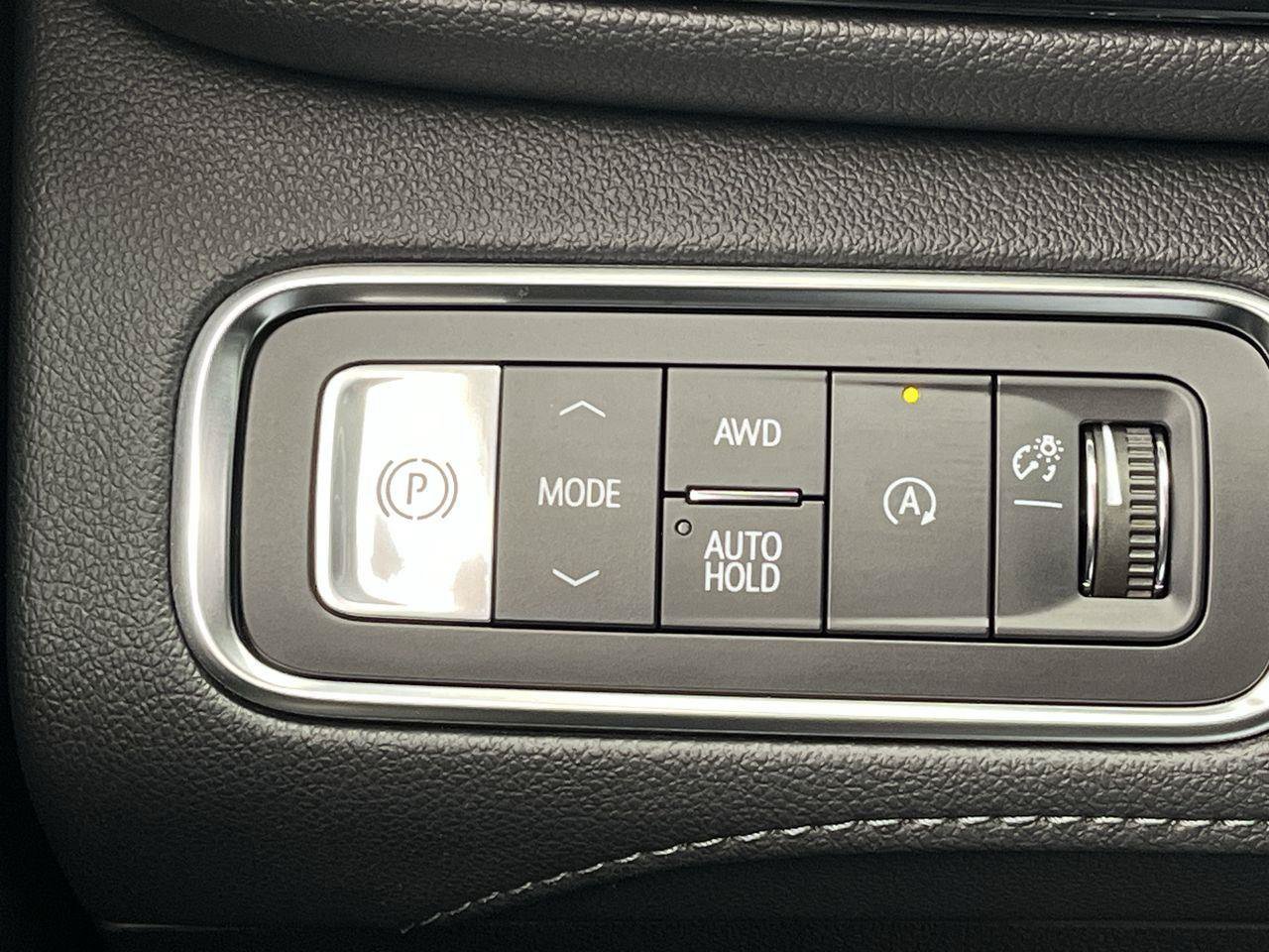 Used 2026 Buick Enclave Sport Touring w/ Power Package AWD/4WD image 15