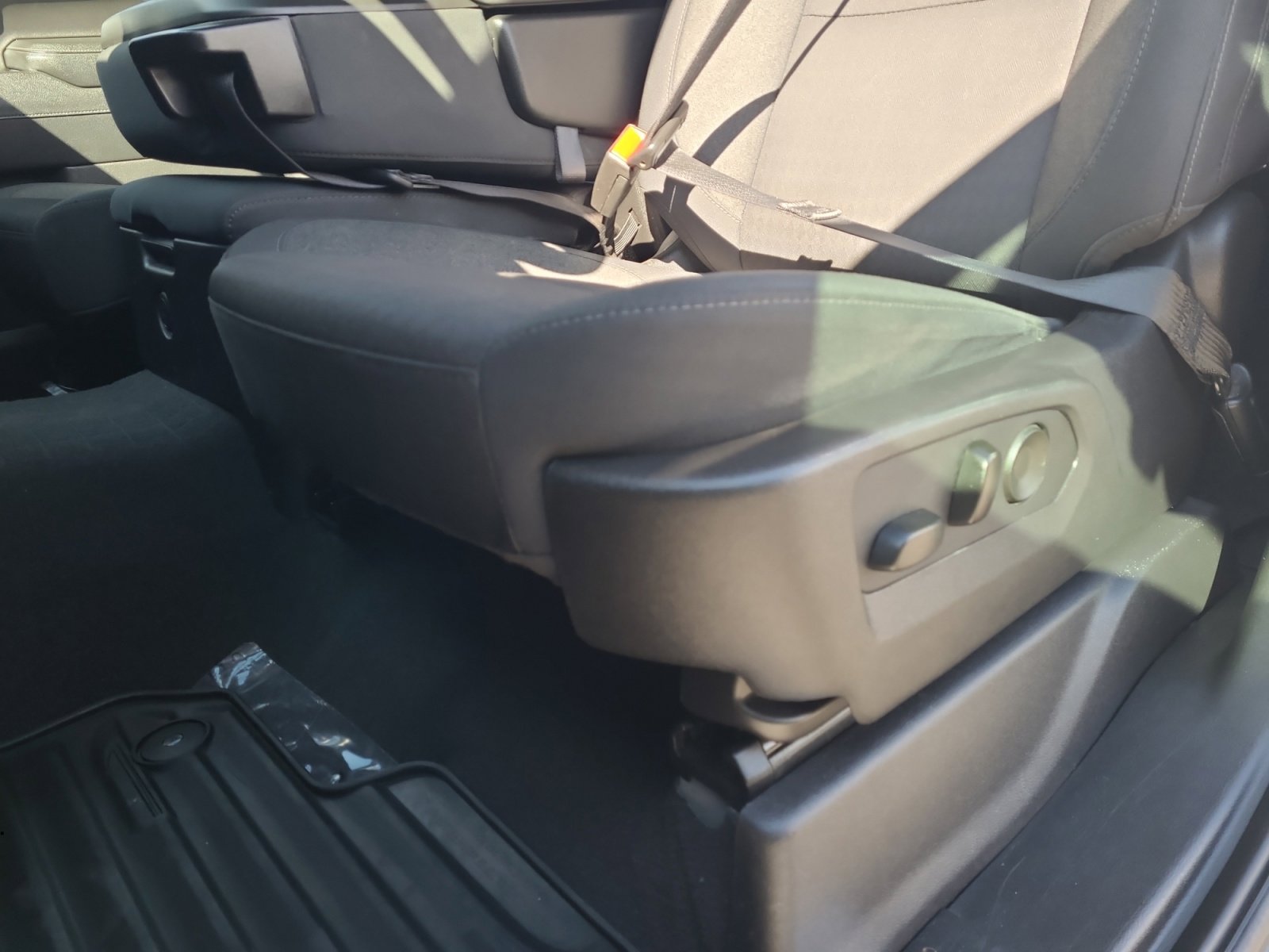 Used 2024 Chevrolet Silverado 1500 LT w/ Z71 Off-Road Package image 13