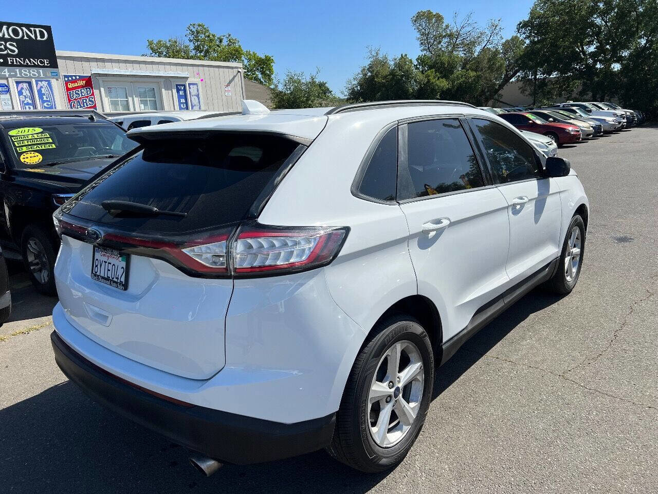 Used 2015 Ford Edge SE image 7