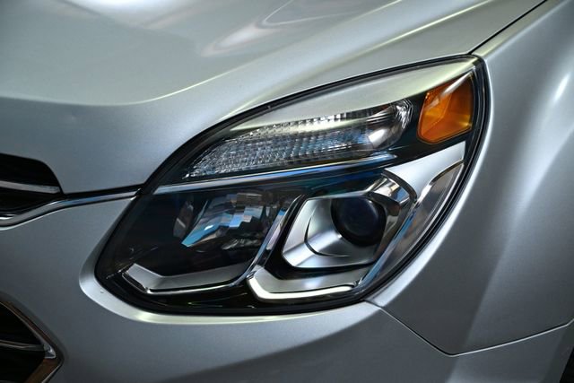 Used 2017 Chevrolet Equinox Premier w/ Enhanced Convenience Package image 14