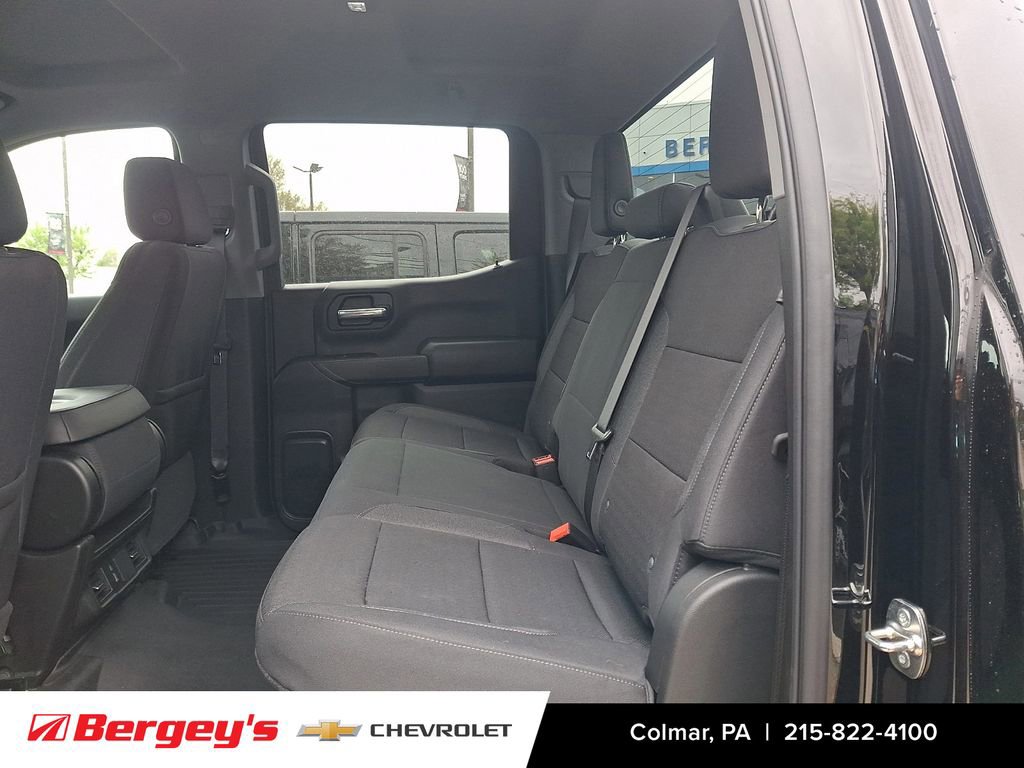 Certified 2025 Chevrolet Silverado 1500 Custom Trail Boss w/ LPO, Dark Essentials Package AWD/4WD image 12