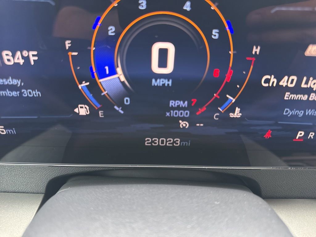 Used 2025 Chevrolet Traverse LT image 25