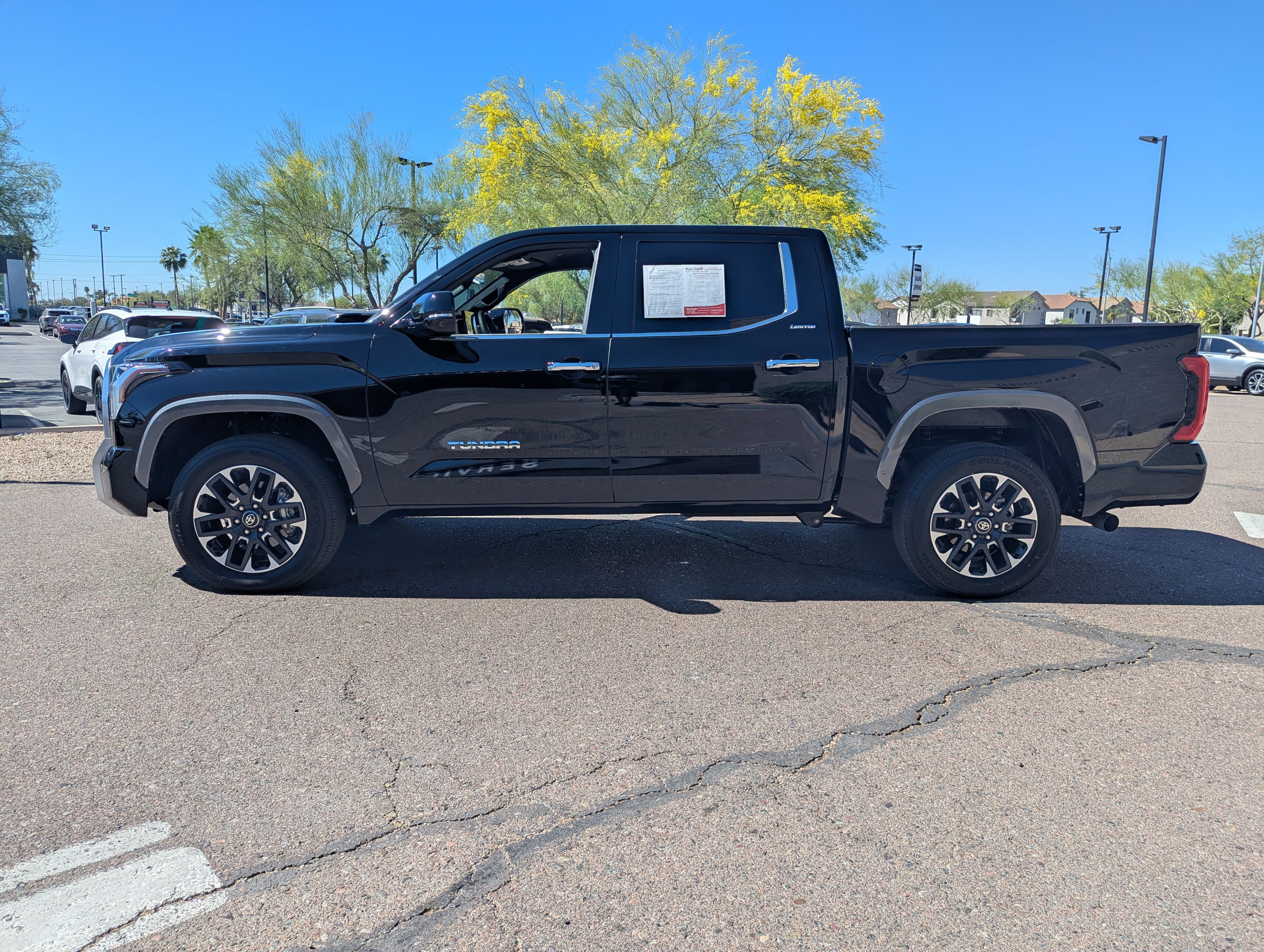 Used 2025 Toyota Tundra Limited image 5