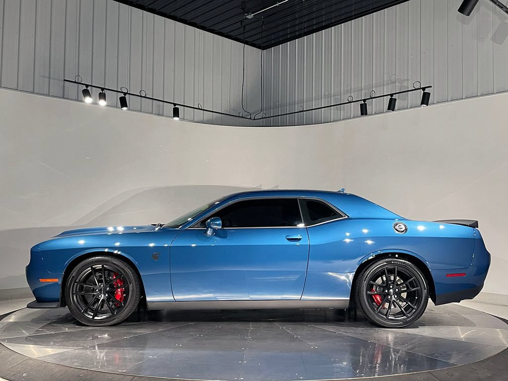 Used 2023 Dodge Challenger SRT Hellcat w/ Driver Convenience Group RWD image 10