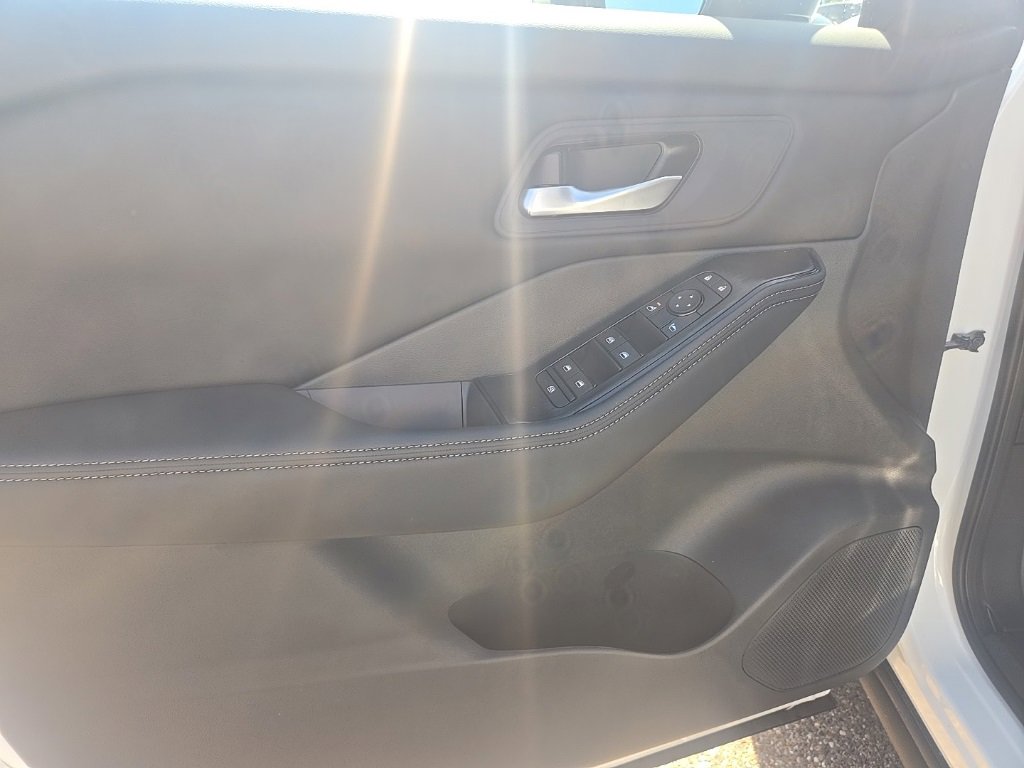 New 2026 Nissan Rogue SV image 12