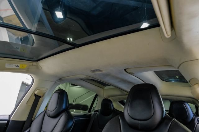 Used 2016 Tesla Model X 90D AWD/4WD image 6