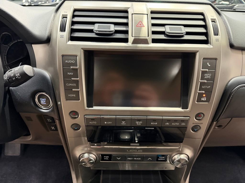 Used 2020 Lexus GX 460 Premium AWD/4WD image 39