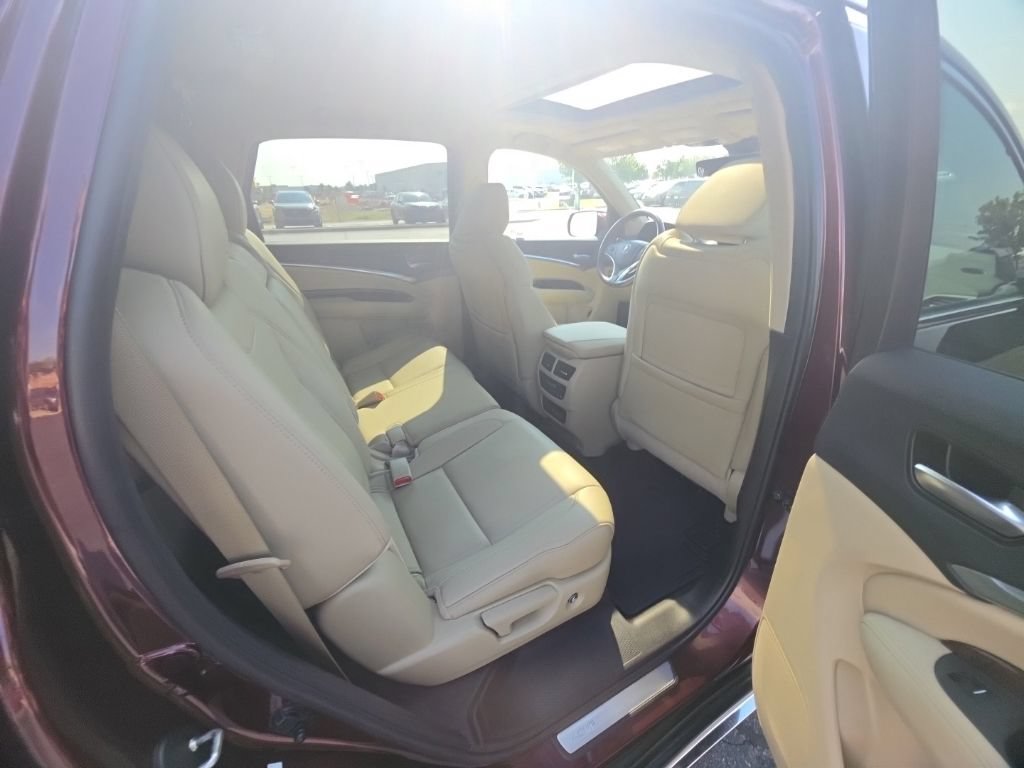 Used 2017 Acura MDX w/ Technology Package FWD image 31