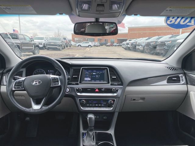 Used 2018 Hyundai Sonata Limited w/ Cargo Package image 20