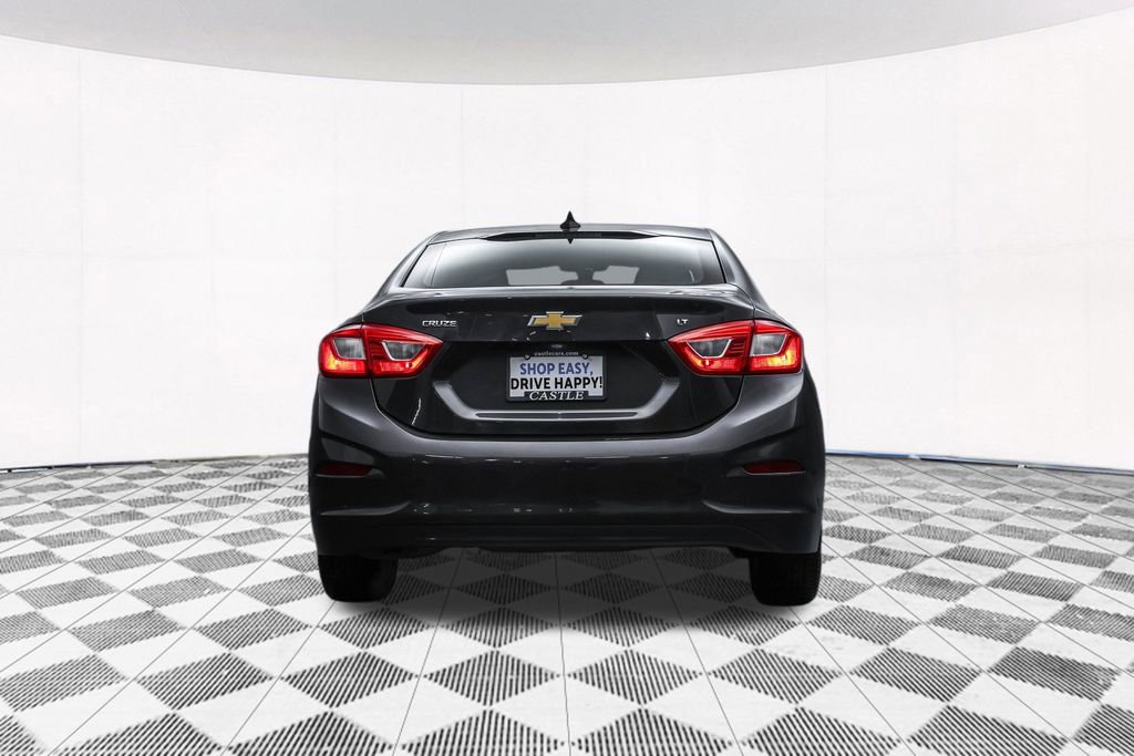 Used 2017 Chevrolet Cruze LT image 35